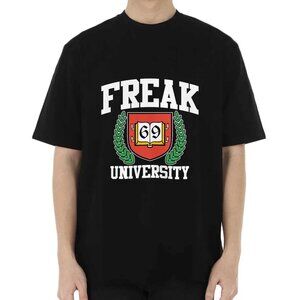 Freak University Graphic T Shirt Retro Meme College Humor Fan Gift Vintage Tee